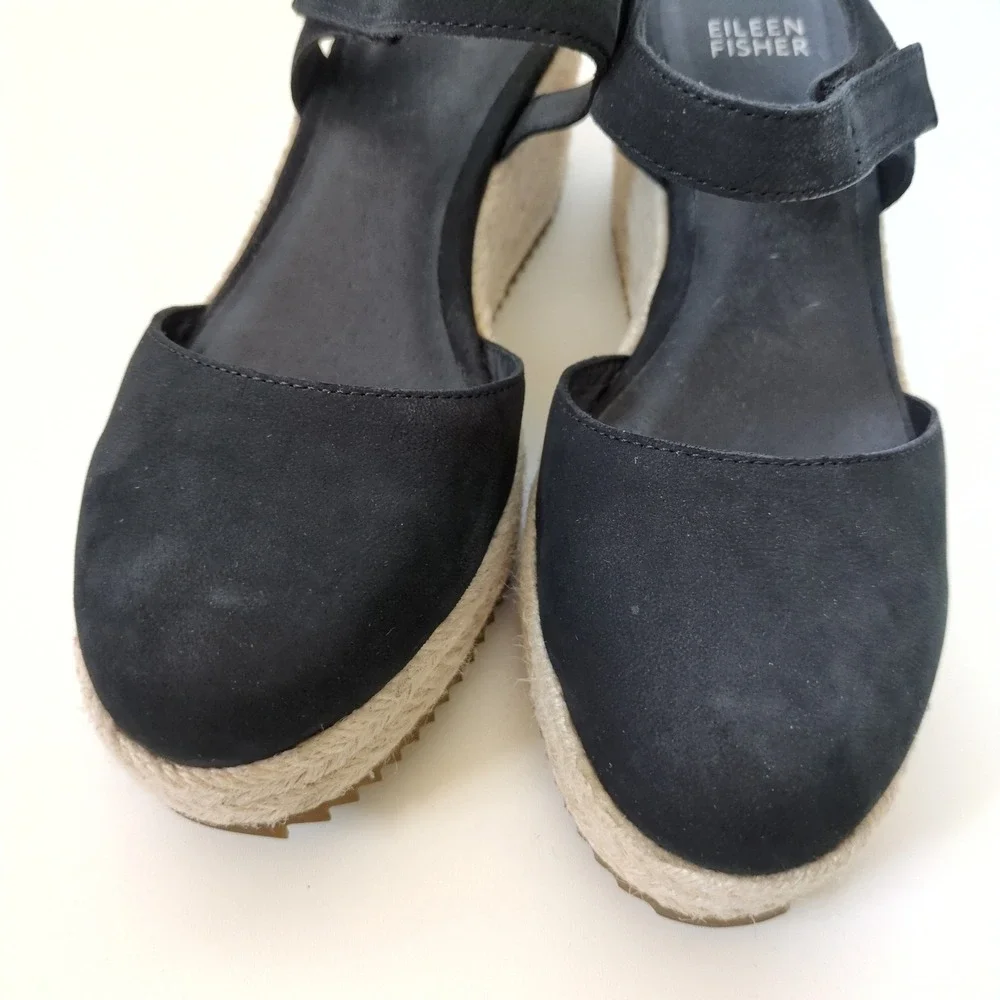 Eileen Fisher black traction